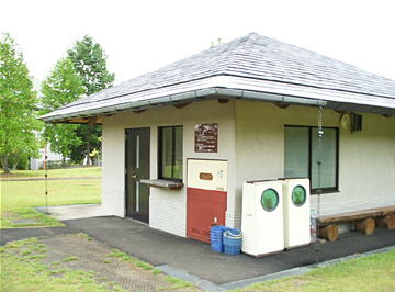 練習場の小屋