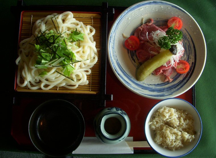 牛シャブ胡麻タレうどん