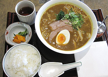 カレーラーメン