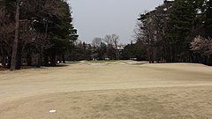 小金井カントリー倶楽部 13 /