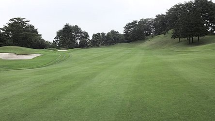 立川国際カントリー倶楽部  草花 HOLE16-1