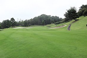 立川国際カントリー倶楽部  草花 HOLE14-2