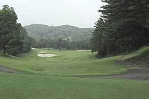 立川国際カントリー倶楽部  草花 HOLE17-1