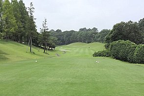 立川国際カントリー倶楽部  草花 HOLE3-1