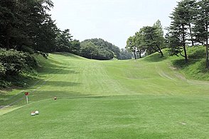 立川国際カントリー倶楽部  草花 HOLE5-2