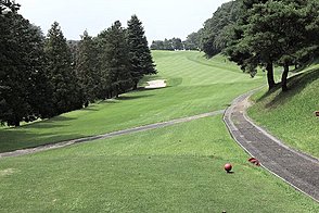 立川国際カントリー倶楽部  草花 HOLE7-1