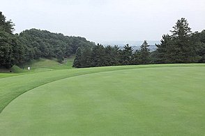 立川国際カントリー倶楽部  草花 HOLE7-3