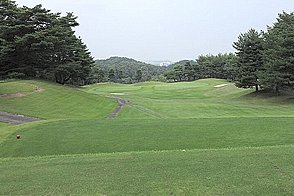 立川国際カントリー倶楽部  草花 HOLE8-2