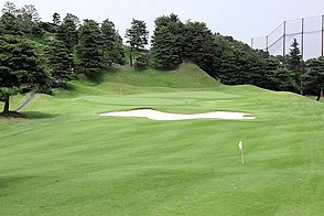 立川国際カントリー倶楽部  草花 HOLE9-3