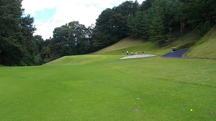 東京五日市カントリー倶楽部 HOLE1-2