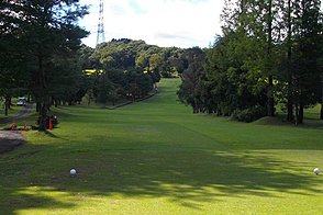 東京五日市カントリー倶楽部 HOLE8-1