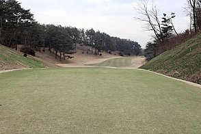 八王子カントリークラブ HOLE8-2