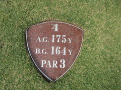 磯子カンツリークラブ 19 /