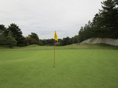 磯子カンツリークラブ 8 /