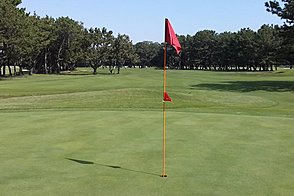 湘南シーサイドカントリー倶楽部 HOLE15-3