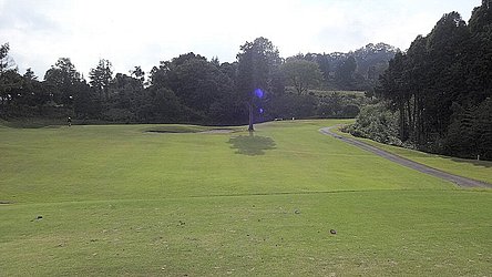 東名厚木カントリー倶楽部 HOLE13-2