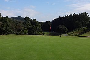 東名厚木カントリー倶楽部 HOLE3-3