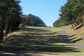 葉山国際カンツリー倶楽部 エメラルド HOLE13-1