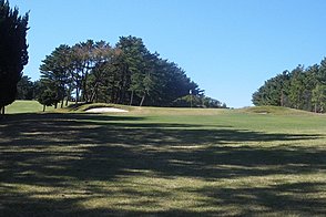 葉山国際カンツリー倶楽部 エメラルド HOLE13-2