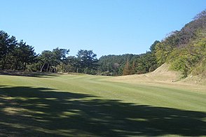 葉山国際カンツリー倶楽部 エメラルド HOLE16-2