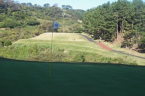 葉山国際カンツリー倶楽部 エメラルド HOLE8-3