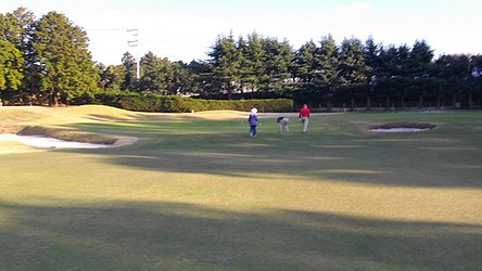 平塚富士見カントリークラブ HOLE14-2