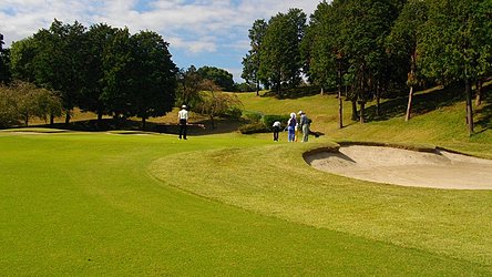 平塚富士見カントリークラブ HOLE8-2