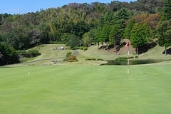 平塚富士見カントリークラブ 8 /