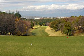 平塚富士見カントリークラブ HOLE2-1