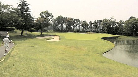 レイクウッドゴルフクラブ HOLE13-2