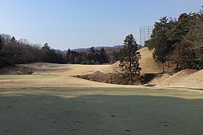 入間カントリー倶楽部 HOLE14-1