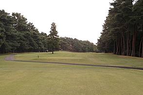 東松山カントリークラブ HOLE7-1