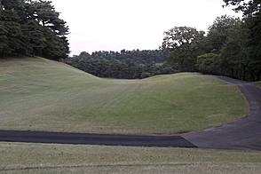 東松山カントリークラブ HOLE8-1