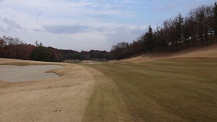 鳩山カントリークラブ HOLE10-1