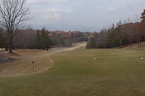 鳩山カントリークラブ HOLE14-2