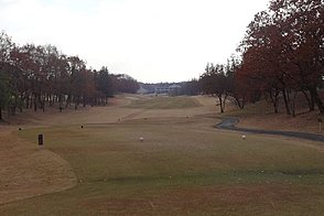 鳩山カントリークラブ HOLE18-2