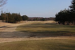 鳩山カントリークラブ HOLE7-1