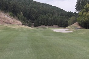 飯能くすの樹カントリー倶楽部 HOLE13-2