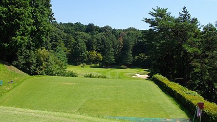 武蔵の杜カントリークラブ HOLE3-2