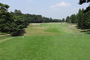 我孫子ゴルフ倶楽部 HOLE2-1