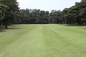 鎌ヶ谷カントリークラブ（中・西） HOLE1-2