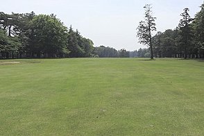 鎌ヶ谷カントリークラブ（中・西） HOLE1-2