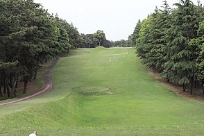 鎌ヶ谷カントリークラブ（中・西） HOLE8-2