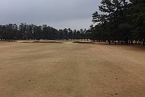 鷹之台カンツリー倶楽部 HOLE8-3