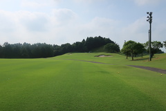 東京国際空港ゴルフ倶楽部 3 /