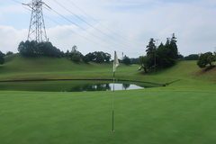 東京国際空港ゴルフ倶楽部 22 /