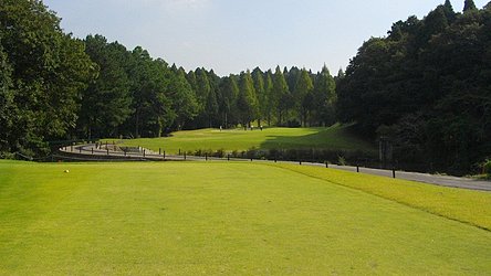 東千葉カントリークラブ HOLE2-1