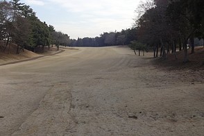 藤ケ谷カントリークラブ HOLE1-1