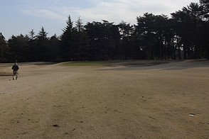 藤ケ谷カントリークラブ HOLE1-2