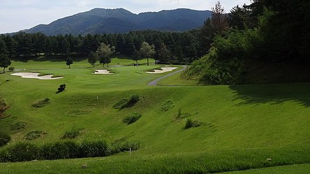 かさまフォレストゴルフクラブ（東・南） HOLE16-2